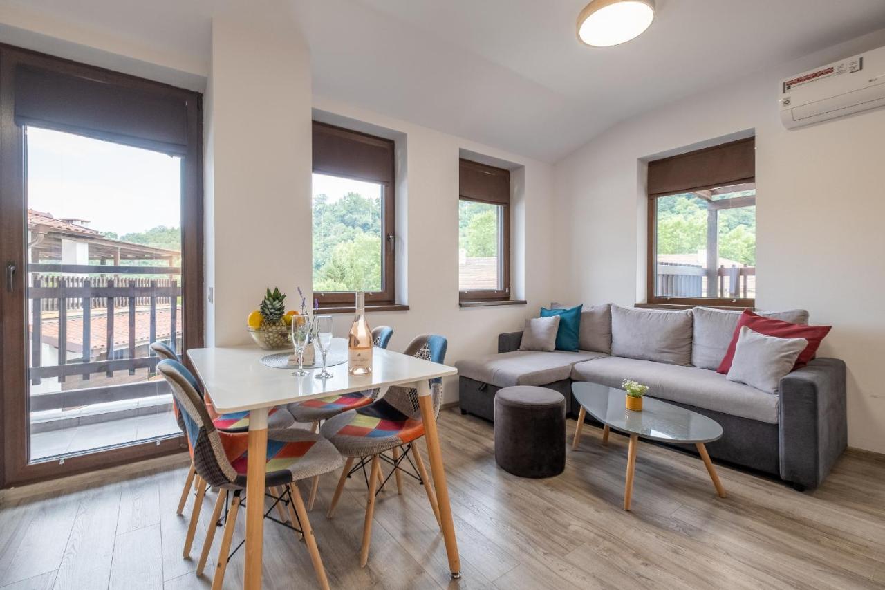 Tarnovgrad Apartments - Free Parking Veliko Tărnovo Esterno foto