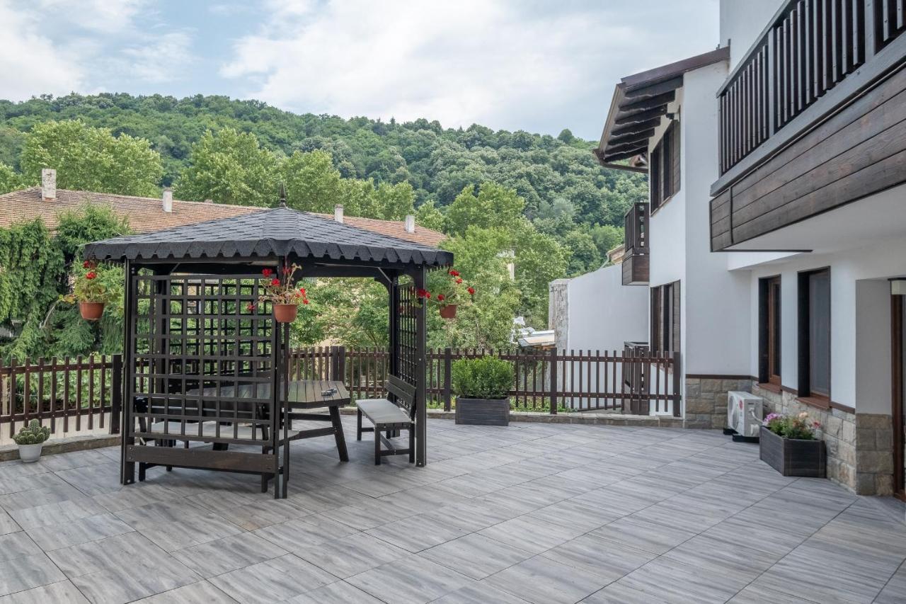 Tarnovgrad Apartments - Free Parking Veliko Tărnovo Esterno foto