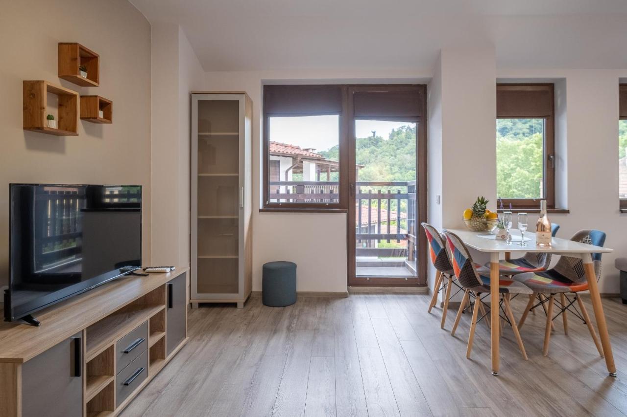 Tarnovgrad Apartments - Free Parking Veliko Tărnovo Esterno foto